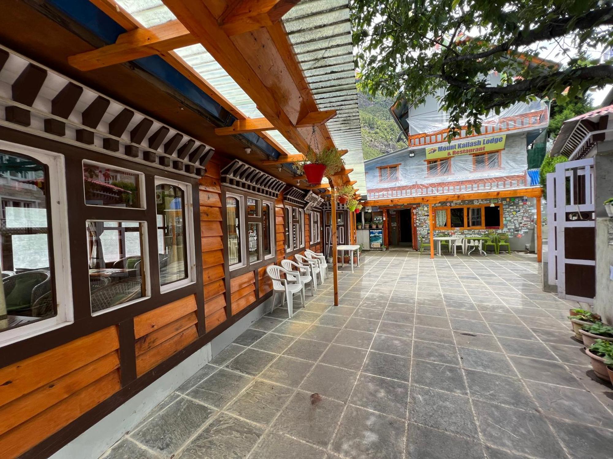 Mount Kailash Lodge And Resturant , Monjo Exterior foto